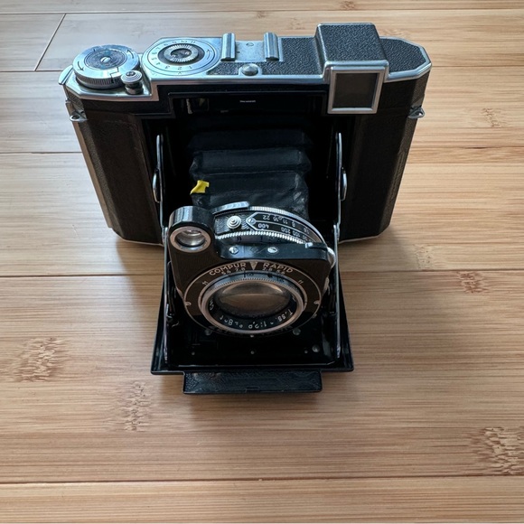 MOVING SALE 🚚 VGC ZEISS IKON Super Ikonta 532/16 Tessar f/2.8 80mm W/ Case - Picture 11 of 14